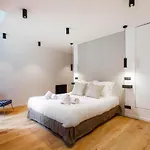 Cmg Champs Elysees - Boetie 6